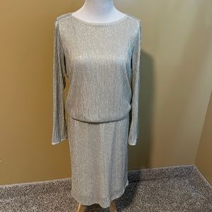 😊 MSK Metallic Split Sleeve Cocktail Party Dress